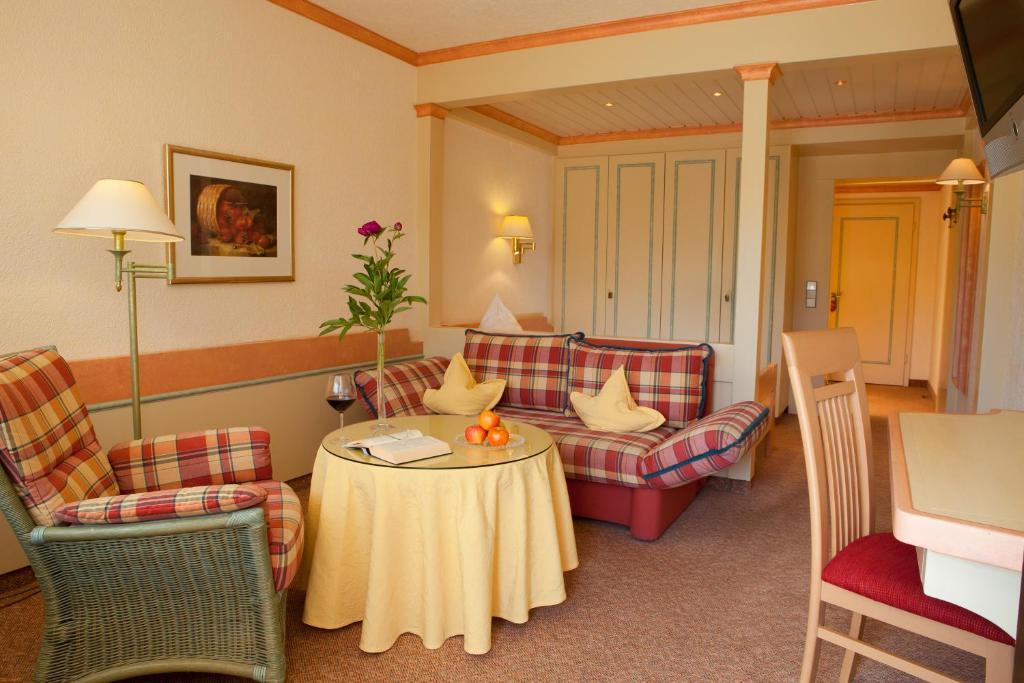 Hotel Lamm Baiersbronn Mitteltal Room photo