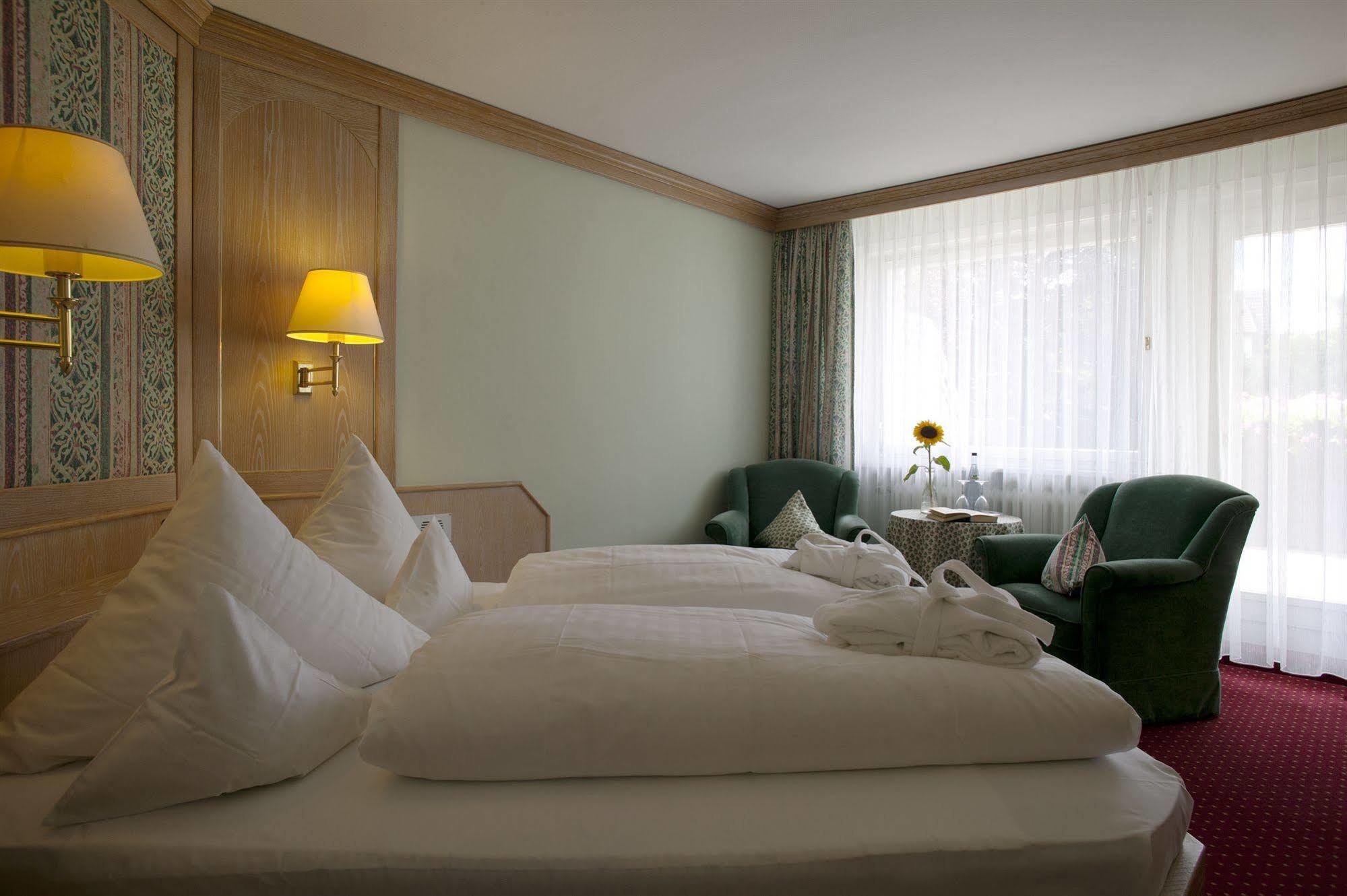 Hotel Lamm Baiersbronn Mitteltal Exterior photo